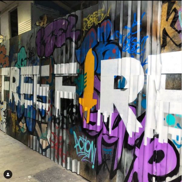 Free Fire - Brochas Urbanas